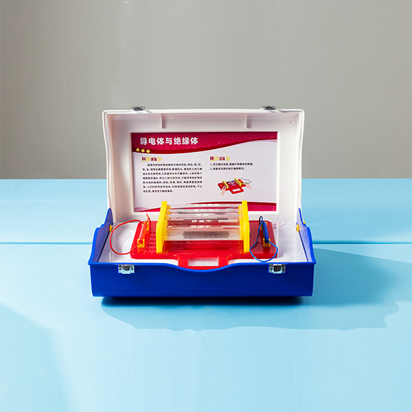 导电体与绝缘体内部